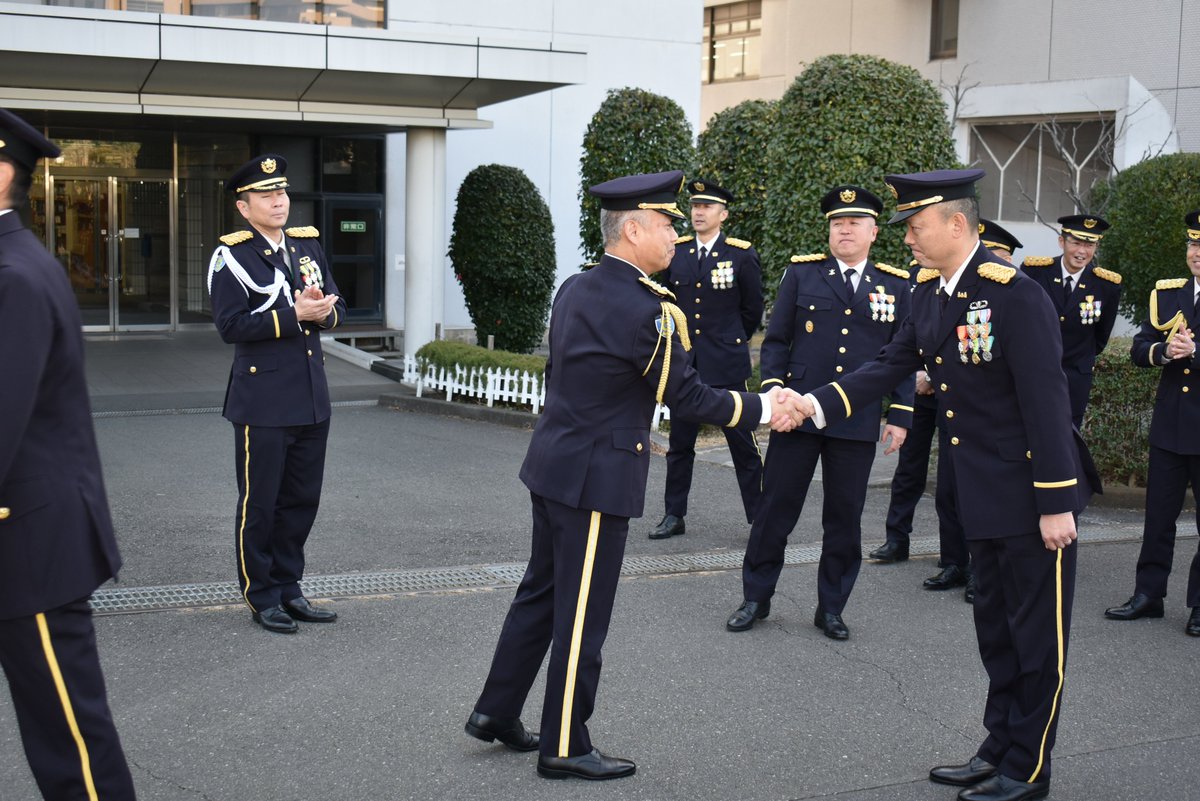 自衛隊陸上自衛隊チャレンジ教育訓練研究本部 最先任上級曹長メダル希少品 陸上自衛隊 #教育訓練研究本部 は、第18期最先任上級曹長課程の