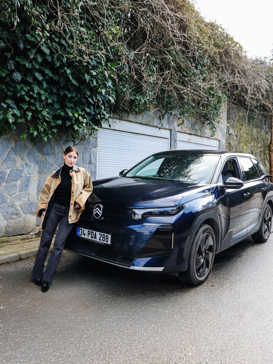 Nuevo post de #Hazalkaya

“No hay camino que no podamos recorrer juntos si tan solo lo soñamos. ✨ Ahora es el momento de hacer realidad mis sueños con el nuevo Citroën C5 Aircross.”

#NuevoCitroënC5Aircross #SueñoHechoRealidad
@citroenturkiye

#colaboración
