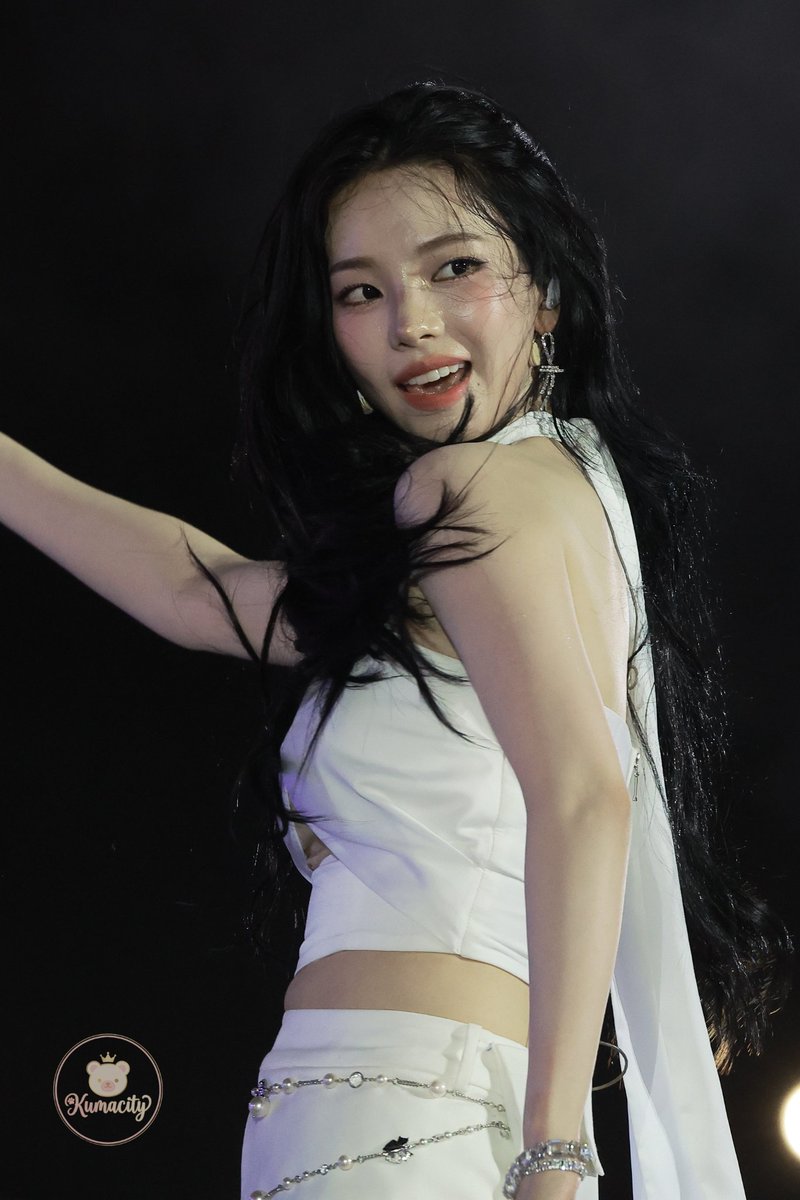 250920 Aespa at 2025 The Fact Music Awards 

Karina 카리나

#KARINA #AESPA #카리나