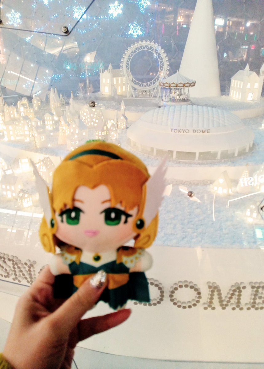 てかこれみて！！東京ドームにでっっかいスノードームあった！かわいい