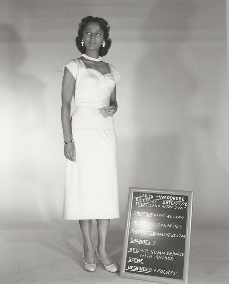 — dorothy dandridge in a wardrobe test for island in the sun (1957), 1956. 🏝️☀️