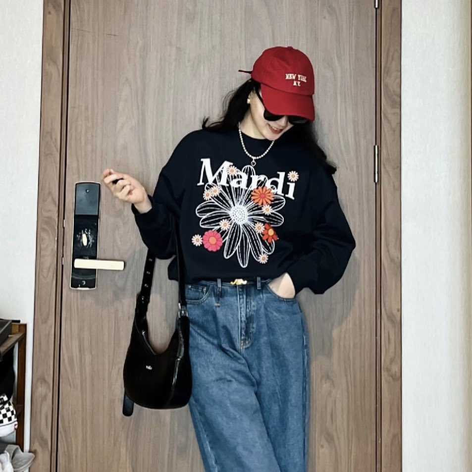 moddustore's tweet photo. Preorder ⚡️ลดเยอะมากก
Mardi〰️  Flowermardi Blossom Sweatshirt‼️Sale 60%‼️
สี Black 🖤💐

อก 51.2 นิ้ว freesize ยาว 61 cm 

✖️ลดเหลือ 1,290- ✖️ ปกติ 3000++

  🙏🏻จ่ายตอนของมา งดเทน้า ⚡️รอ 30 วัน
📝กรอกฟอร์มจองได้เลยhttps://t.co/WUXr4rYBnx https://t.co/ko5Sie5VIB