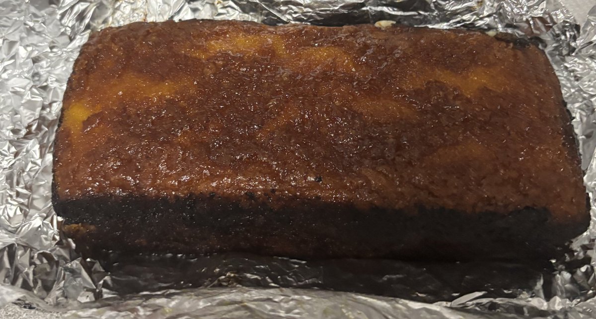FoodForRoyalty's tweet photo. Pan de maíz de la Cava del Norte https://t.co/2vMgXsJDHH