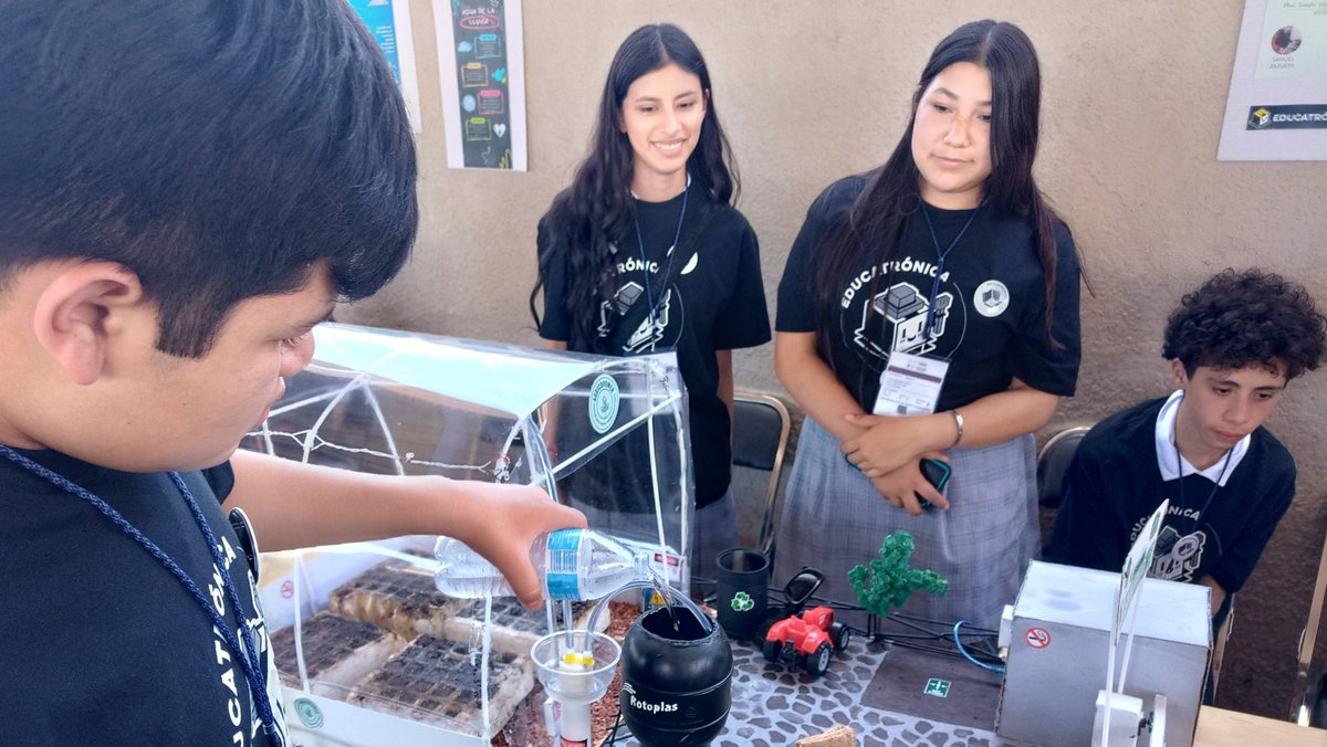 Invitan a 5ta. Competencia Estatal de #Robótica.
Podrán participar estudiantes de secundarias públicas donde se imparte la materia de Educatrónica: SEC.
sonoralifemagazine.com/general/48480
#Hermosillo #Sonora #México #SonoraLife