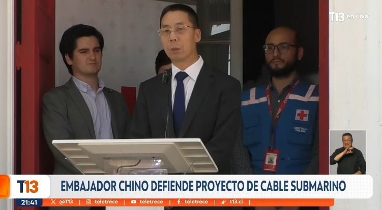 T13's tweet photo. Embajador chino defiende proyecto de cable submarino

EN VIVO 📺#T13Central » https://t.co/tdFda9tz69 https://t.co/e4lNN6AwOH