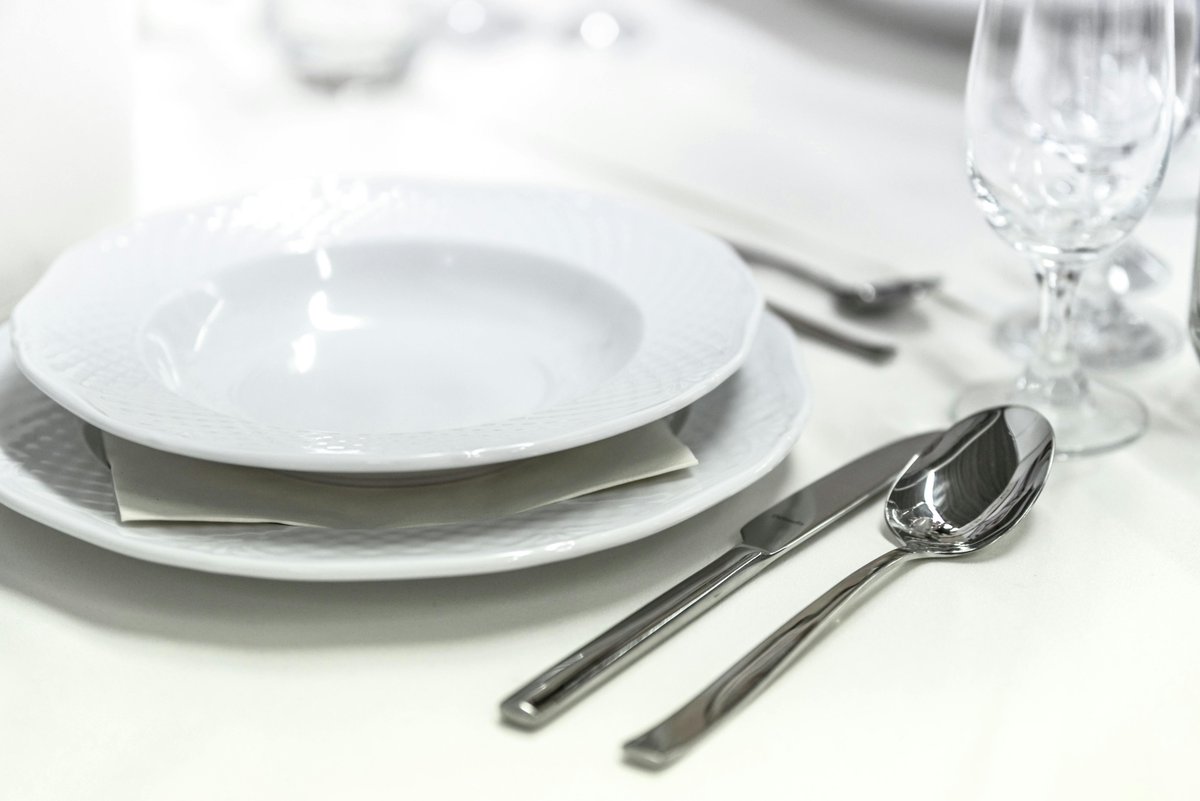 fancycookingsup's tweet image. Upgrade your table with stylish silverware that shines.

 fancycookingsupplies.com

#SilverwareSet #DiningStyle #TableSetup #KitchenShop #HomeDining #ElegantTable #DinnerReady #KitchenUpgrade #ServeInStyle #FancyCookingSupplies