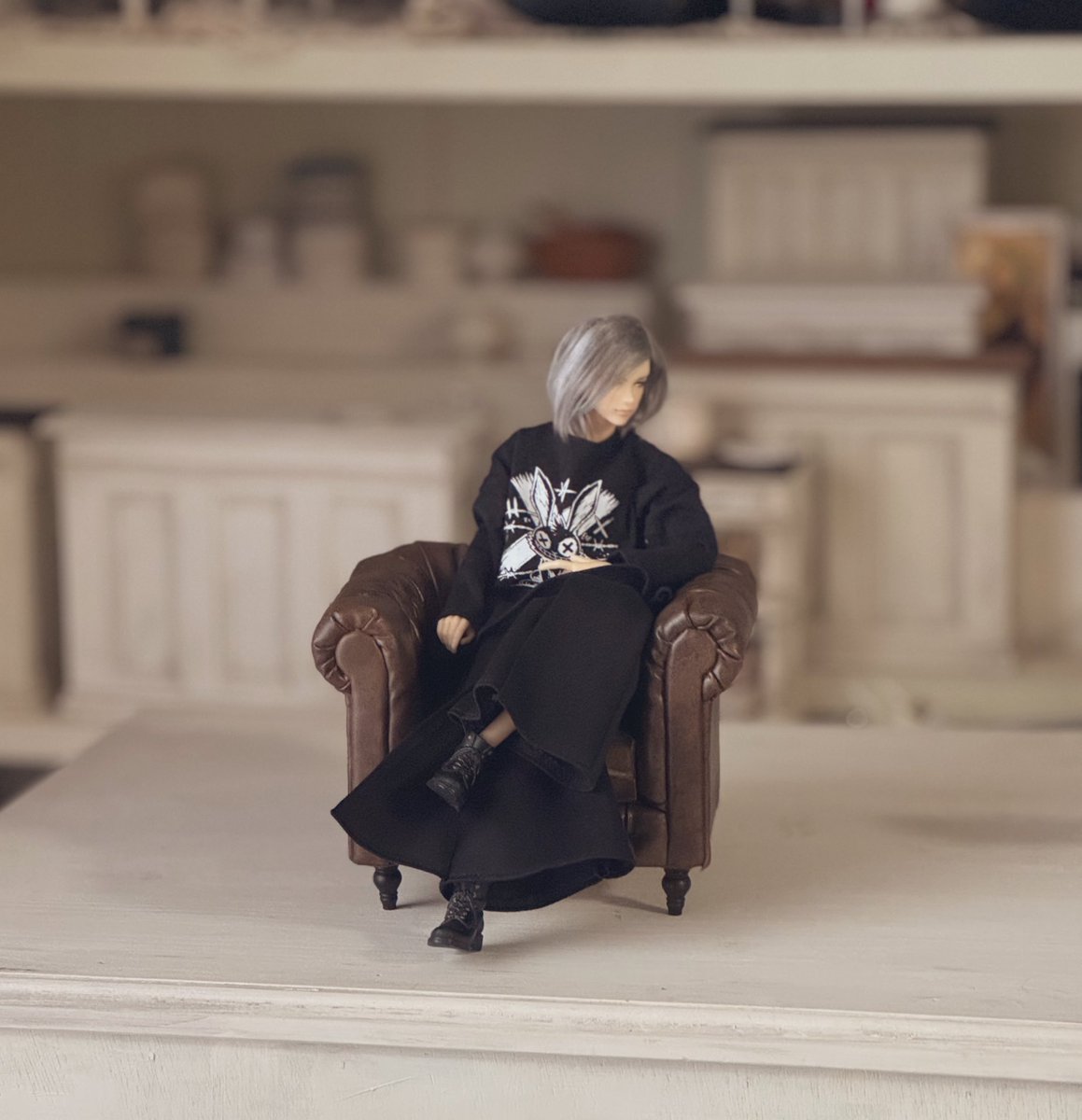 チェスターフィールドソファのサンプルです。
こうなるかな？っていう設計から形にしただけなので荒い組み立てですが、色々考えがまとまってきました👍なんとかなりそう！