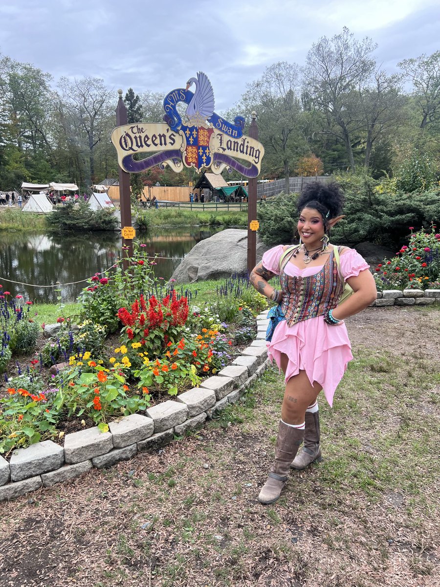 Willow Nightingale tweet media