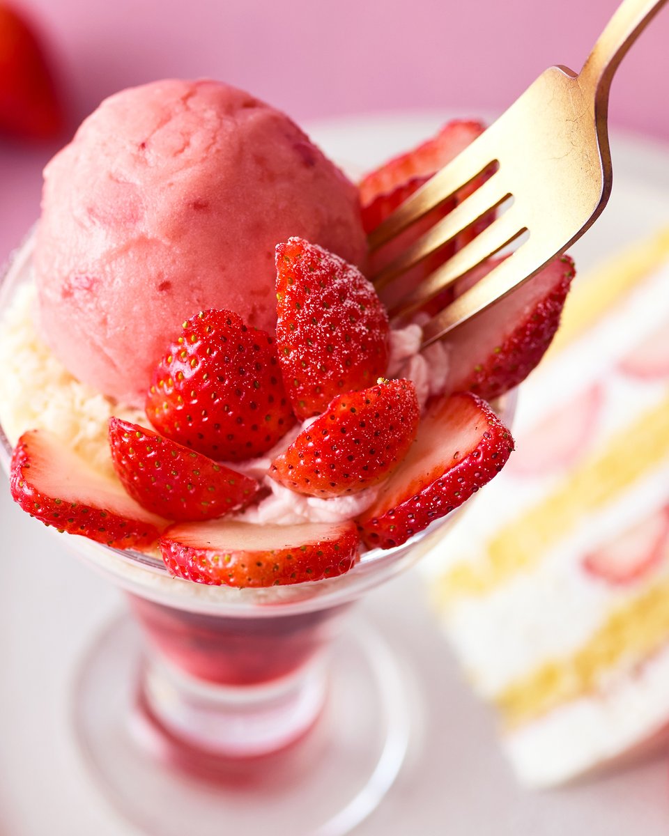🍰3/4（各日14時～）まで🍓 ティールームでは、3/4までの各日14時から