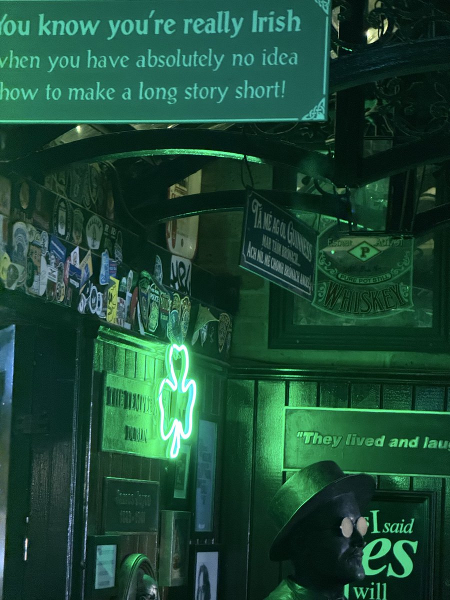 ミハイル tweet media