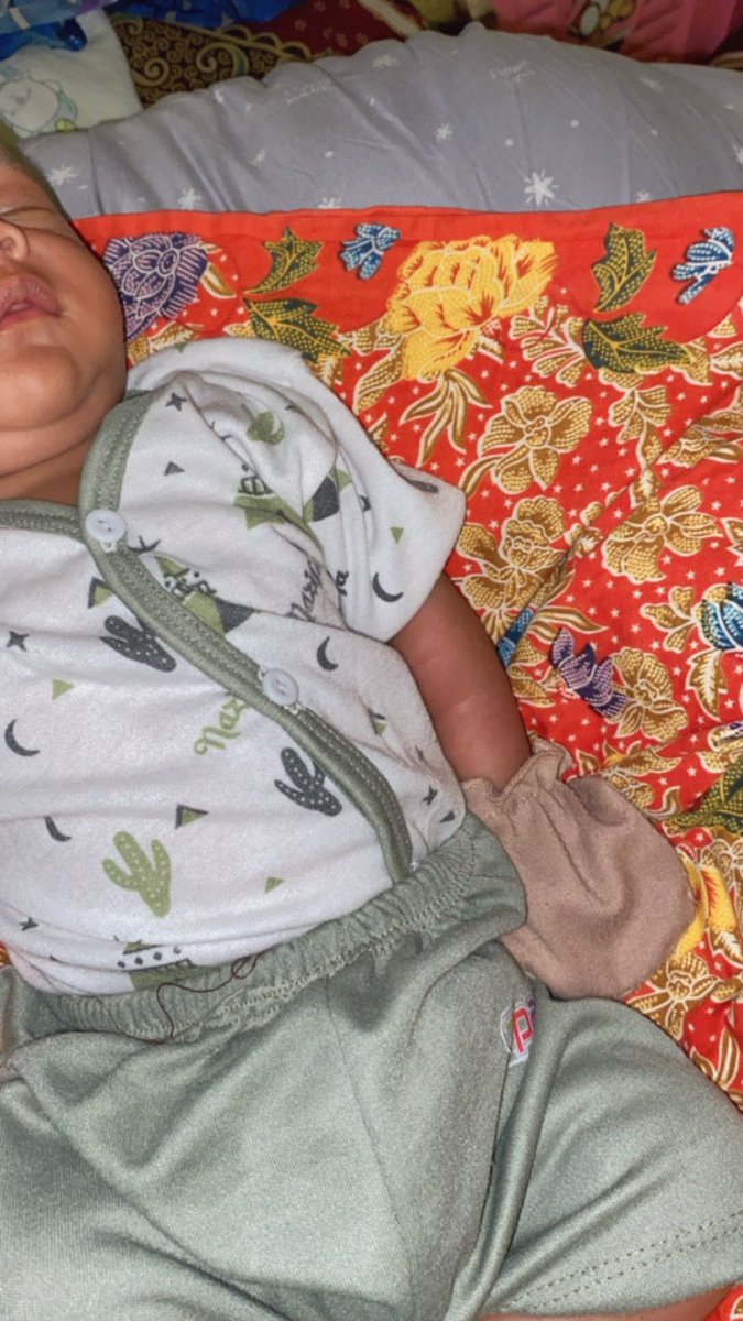 odyyycangtip's tweet photo. Abis bergadang dari jam 3 🙂 inipun tidur hrs ditungguin, kalo ikut tdr jg tbtb bangun nangis 🥲 https://t.co/7RGTeN6AzJ