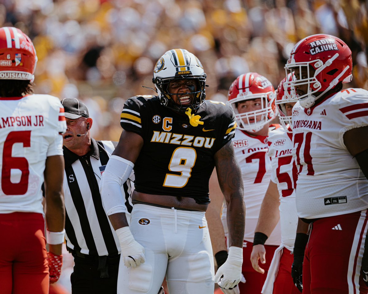MizzouFootball's tweet photo. Countdown to the NFL Combine ⏱️📈⬇️

@ZionReese3 X #NFLComnine 

🗓️Thursday, Feb. 26 (3-8 p.m. ET) on @nflnetwork https://t.co/nn7hlUvT56