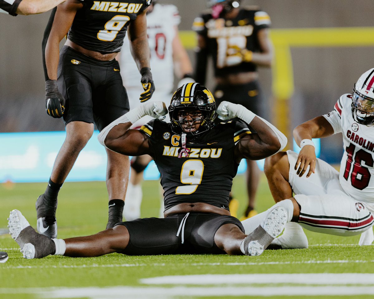 MizzouFootball's tweet photo. Countdown to the NFL Combine ⏱️📈⬇️

@ZionReese3 X #NFLComnine 

🗓️Thursday, Feb. 26 (3-8 p.m. ET) on @nflnetwork https://t.co/nn7hlUvT56