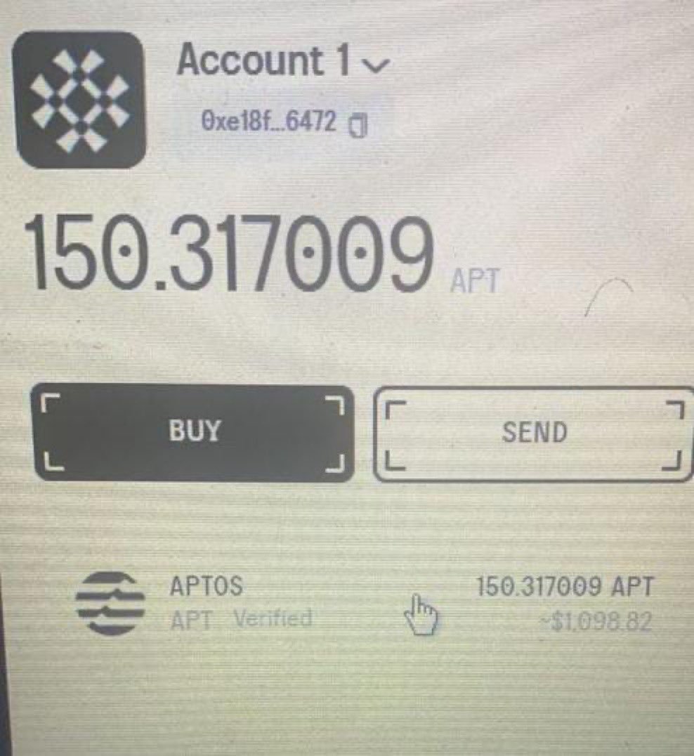 MartinHo99999's tweet photo. CÁC CÁCH ĐỂ KIẾM TIỀN TRONG THỊ TRƯỜNG CRYPTO

Tính ra quá nhiều cách kiếm tiền luôn AE, đọc cho vui khi đang chán nản ntn, nhờ thời bán sớm NFT của Aptos được 3k$ quá.

1️⃣ Đầu tư dài hạn (Hold / Spot)

Cách làm:

Mua coin nền tảng như BTC, ETH
Hold dài hạn 1–3 năm
DCA (mua định kỳ)

Phù hợp:

Người không có nhiều thời gian trade
Tin vào chu kỳ 4 năm của thị trường

Muốn mua đáy thì đợi quý 4 - 2026, nếu chu kì lặp lại.

2️⃣ Airdrop Hunter (Airdrop/ Retroactive)

Cách làm:

Dùng testnet / mainnet sớm
Tương tác ví, bridge, swap
Nuôi nhiều ví
Cày role discord: viết bài về dự án, hát karaoke hoạt náo viên.😂

Thực tế:

2022–2025 (thời hoàng kim của airdrop) có nhiều airdrop lớn như:

Arbitrum
Optimism
Aptos Labs
Sui Foundation

2026: Airdrop chuyển hướng sang air cho role discord hoặc đóng góp viết bài về X, vẫn có dự án air cho test to nhưng tìm như mò kim đáy biển.

Airdrop dễ bị scam, free dễ tốn thời gian, nếu bỏ tiền thì dễ mất vốn, ví dụ: 1 user bỏ 10k$ farm airdrop prep dex Vooi, nhận lại airdrop 10$.

3️⃣ Trade (Spot / Futures)

Các dạng:

Scalping: mua/bán tài sản trong vài giây đến vài phút để kiếm lợi nhuận.
Swing trade: nắm giữ tài sản trong vài ngày đến vài tuần để tận dụng các biến động giá trung hạn.
Futures đòn bẩy: giao dịch vay vốn từ sàn để mở vị thế lớn hơn nhiều lần so với số tiền ký quỹ ban đầu.
Arbitrage = mua tài sản ở nơi giá thấp → bán ở nơi giá cao để ăn chênh lệch.

4️⃣ DeFi – Farm, Staking, Lending

Staking
Cung cấp thanh khoản (LP)
Lending

Ví dụ: Lido, Aave, Uniswap

Lợi nhuận:

3–15%/năm (ổn định)
Cao hơn nếu farm token mới (rủi ro cao nếu farm lâu)

5️⃣ Làm việc trong ngành Crypto

Bạn có thể kiếm tiền bằng cách:

Developer
Marketing
Mod/Community
Research/Analyst
Viết content / làm KOL

6️⃣ Meme coin / Trend

Vào sớm narrative mới
Lợi nhuận có thể x10–x100
Nhưng cũng có thể về 0.
Cao thủ snipping có thể kiếm hàng triệu $: mua token ngay khi vừa add thanh khoản (launch) trên DEX trước khi giá tăng mạnh.

7️⃣ Build dự án / Phát hành token

Làm game
Launch token
Build community (nếu thành công trong mùa uptrend có thể lụm vài triệu đô, ở VN có vài case thành công)

8⃣ Đào coin

Chi phí đầu tư cao
Không còn bùng nổ như thời kì đầu.

9⃣Chạy ref sàn

Mảng back phí và ăn ref từ sàn thấy ai cũng giàu.

🔟Node / Validator / Restaking

Chạy node cho blockchain
Làm validator
Restaking nhận thêm reward

11. OTC / P2P Arbitrage

Mua USDT giá thấp → bán cao
Chênh lệch giữa sàn
Chênh lệch giữa thị trường quốc gia

12. NFT / Digital Asset Flip

Mint sớm → bán khi giá NFT hype
Trade NFT theo narrative
Săn whitelist

13. Copy Trade / Signal / Bot

Copy trader giỏi
Bán tín hiệu
Viết bot giao dịch

14. Tham gia ICO / IDO sớm

Vào launchpad
Mua seed/private (nếu có network)
ICO / IDO 99% ở 2026 là scam, thua lỗ, chỉ có mua giá private cực ưu đãi như slot OG NFT của ZAMA mới lời nổi.

15. Làm dịch vụ trong crypto

KYC hộ (nguy hiểm – dễ vi phạm pháp luật)
Chạy node thuê
Quản lý ví cho người khác
Tư vấn setup ví, bảo mật
Làm tool, dashboard on-chain

16. Data / On-chain analysis

Theo dõi ví cá voi
Phân tích dòng tiền
Bán insight

17. GameFi / Play-to-Earn / Airdrop game: Giai đoạn hoàng kim của gamefi đã qua.

Cày game blockchain
Săn NFT game
Tham gia test game
Chu kỳ bull thì game kiếm tiền tốt

18. AI Agent / Automation trong DeFi

Viết agent tự farm
Bot săn airdrop
Auto rebalancing portfolio

19. Kiếm lợi nhuận từ MEV bot:

MEV bot là chương trình:

Theo dõi mempool
Phát hiện cơ hội
Tự động gửi giao dịch để kiếm chênh lệch