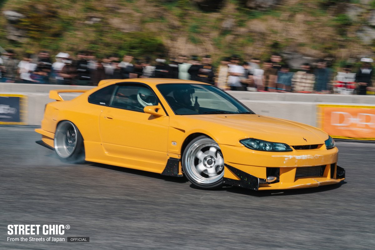 STREETCHIC tweet media