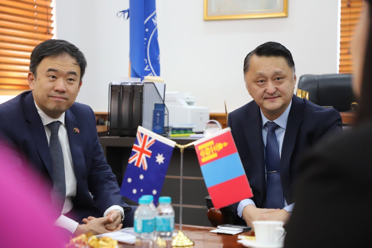 AusAmbMongolia's tweet photo. 🇦🇺 is proud to work with 🇲🇳 on English training. Had a great visit to National University of Mongolia - met with Rector Professor Ochirkhuyag, had a tour of the Centre of Excellence of English, and held discussions with our Australian @AusVols volunteer, AAS alumni and partners. https://t.co/d7TF3XFqV1