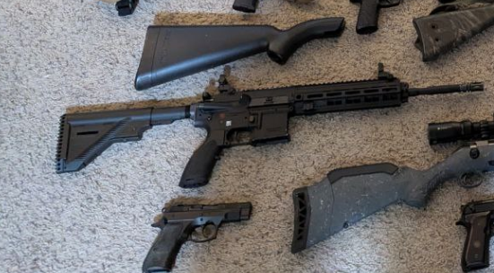 zeddliest's tweet photo. @NoonTheWolf @kobrathakilla @ArcticDox Is that a 416?? https://t.co/V5wCkvdeKt