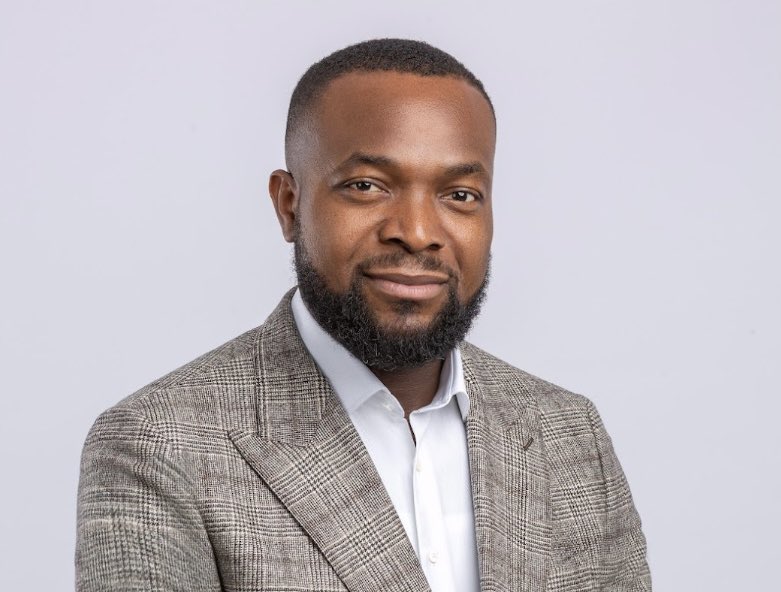 NEFERTITI tweet media