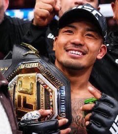FightsMemory's tweet photo. 一部海外報道によるとヴァンvs.平良達郎の試合が4月11日（現地時間）のUFC327にて調整中📝

両選手は対戦および開催地に合意しているとのこと。

@realkevink より https://t.co/7i86eMtsii
