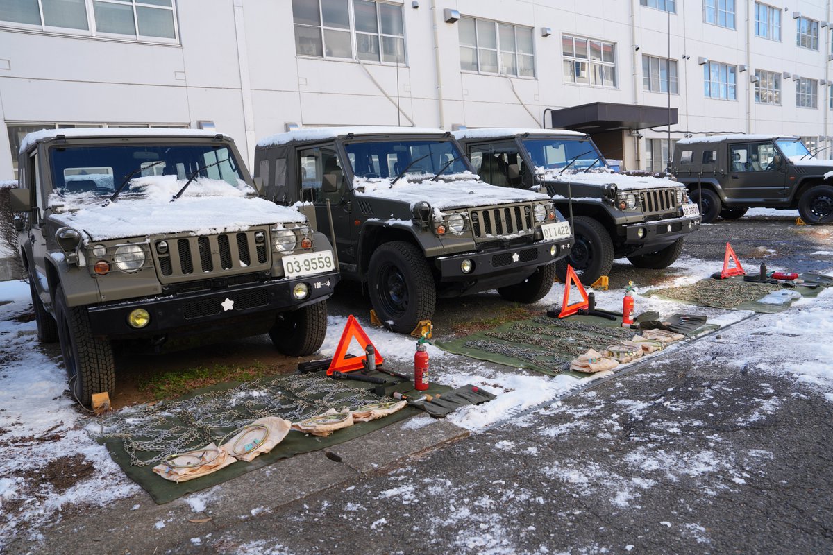 雪国仕事車 4WD 車検有り ジャンク 連隊は、車両の車載工具の点検を定期的に行っています！チェーンや工具