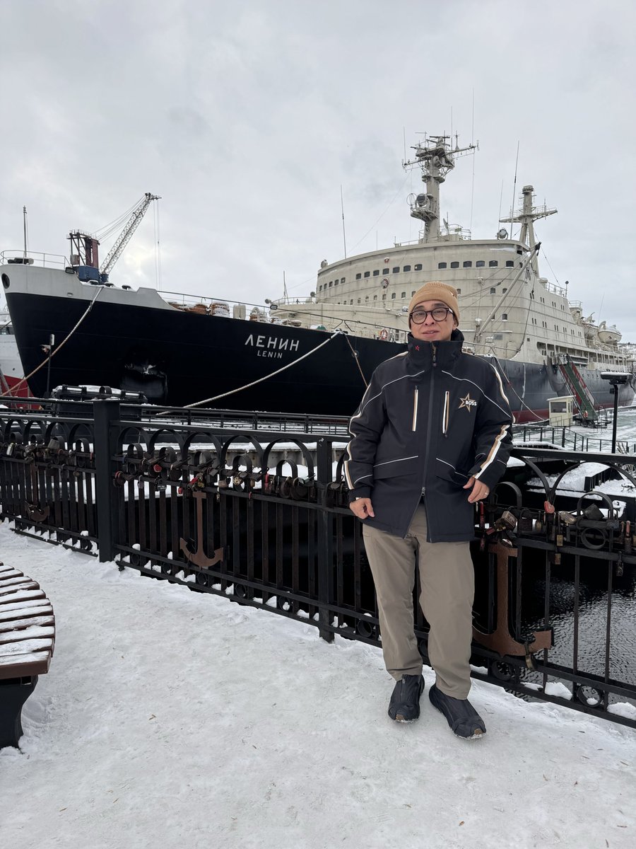 mohsuaibms's tweet photo. Lenin Atomic Icebreaker, Murmanks #rusia https://t.co/7Vqqg2hfmz