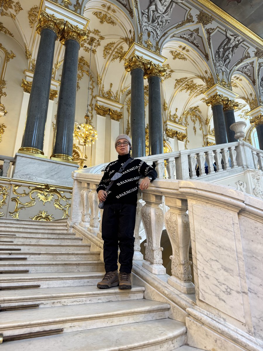 mohsuaibms's tweet photo. Menyusuri St. Petersburg, kota terbesar kedua di Rusia setelah Moskow. Kota ini didirikan pada tahun 1703 oleh Kaisar pertama Rusia, Peter I. #rusia🇷🇺 https://t.co/wyTWi5qH9p