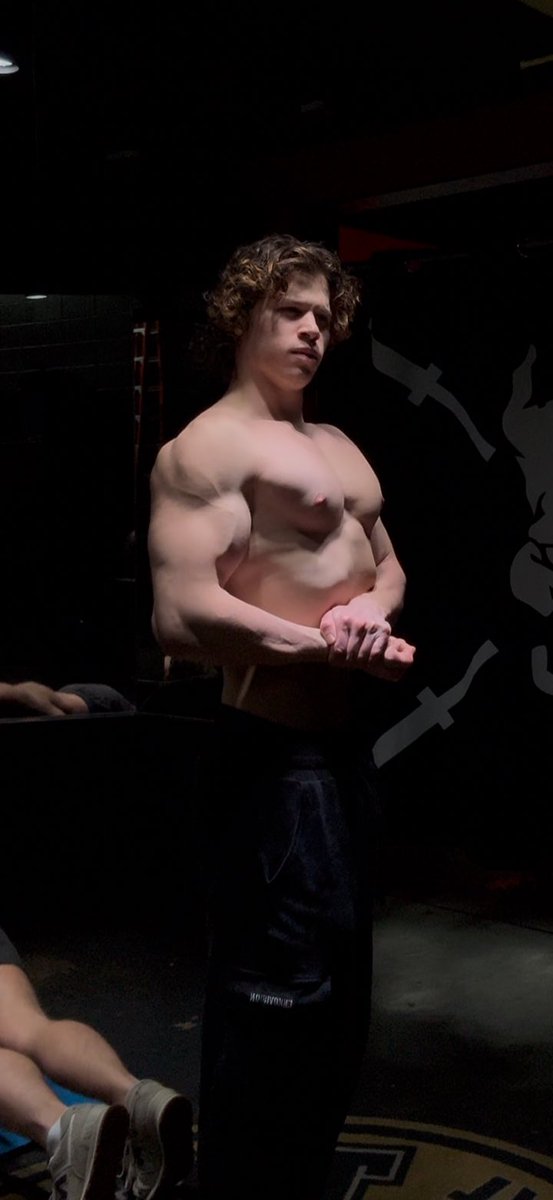 masterthorkell's tweet image. See those arms 💪💪 dm me right now I’m active right now and responding to all DMs! #cashgod #malefindom #findom #alphanatty