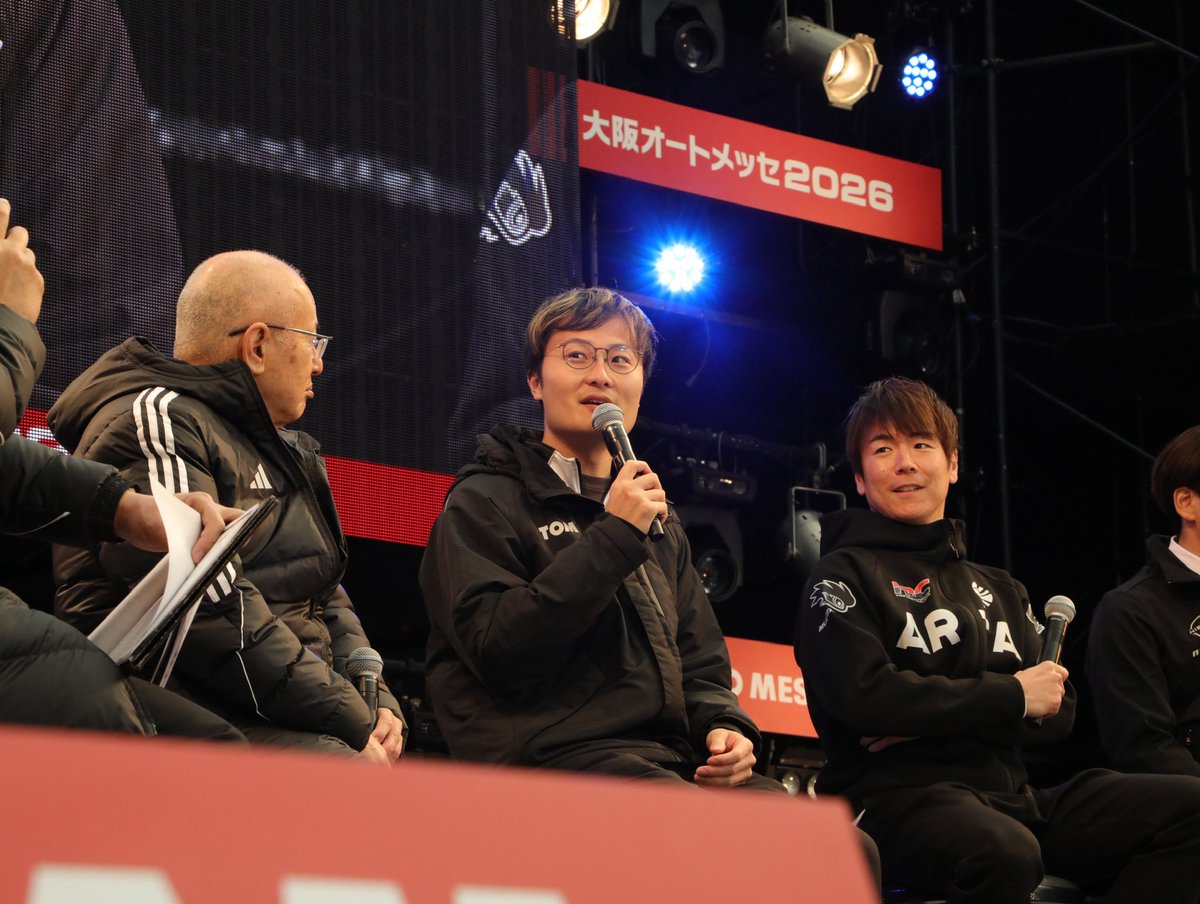 supergt_square's tweet photo. カスタマイズアリーナでは『SUPER GT 2026 スペシャルステージ』が行われました！

ゲストはこちらの方々‼️
・山下 健太 選手
・大津 弘樹 選手
・高星 明誠 選手
・片山 義章 選手
・坂東 正明 代表
・Rouciel
🎤「TOM'Sは何故強いのか！？」と坂東代表からの鋭い質問が！
山下選手は｢TOM'Sはスゴいんですよ！｣と誇らしげでした☺️

2日目・3日目もスペシャルステージを開催しますので、ぜひお越しください！

📍インテックスプラザ
#SUPERGT#大阪オートメッセ