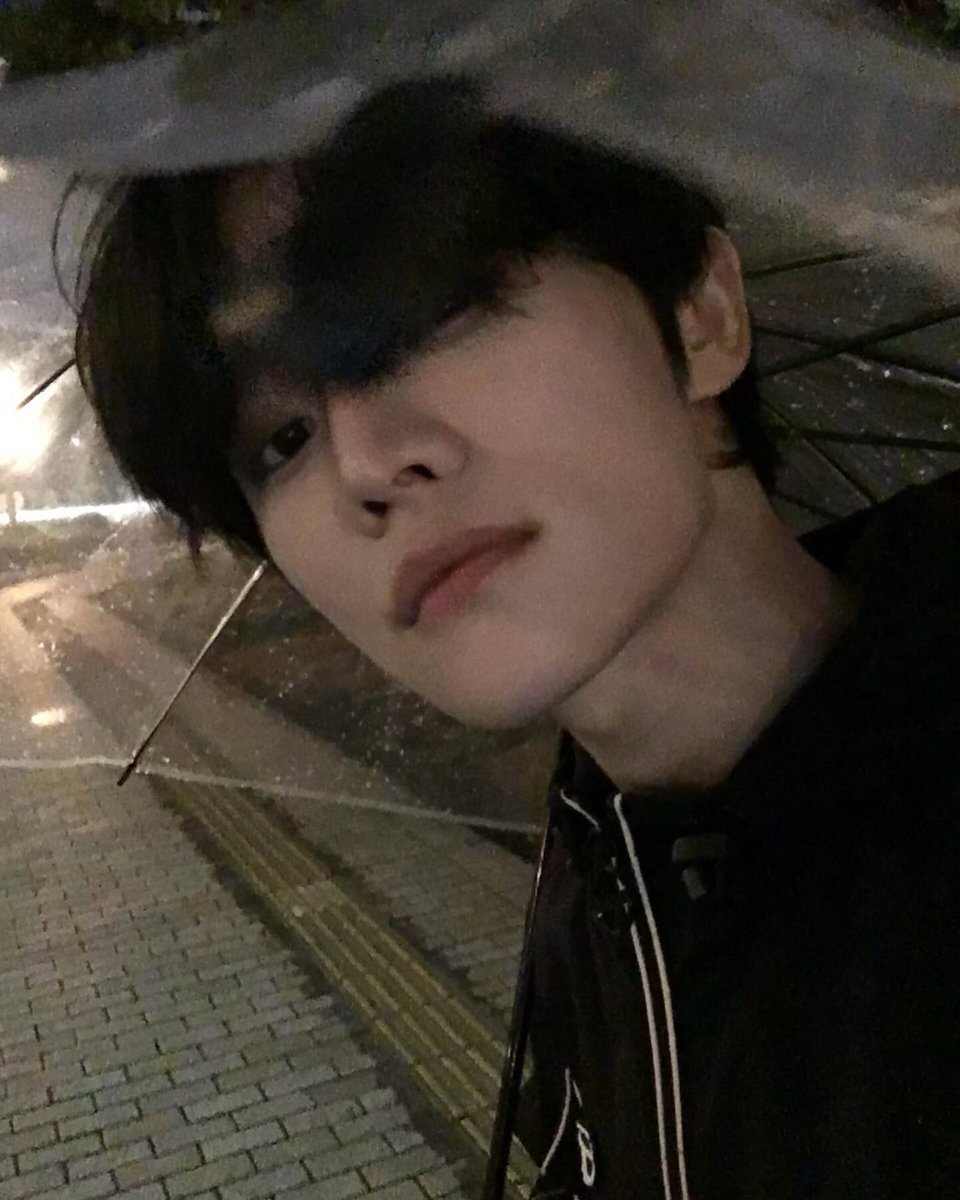 jjemnyang's tweet photo. 사기 주의 ⚠️

'여성을 위한 발렌타인데이 선물은 화장품이나
핸드크림을 추천'이라는 루머가 돌고 있습니다만,
절대 믿지 마세요 ‼️

여성이 정말로 원하는 것은….. https://t.co/DUUnC7nFnR