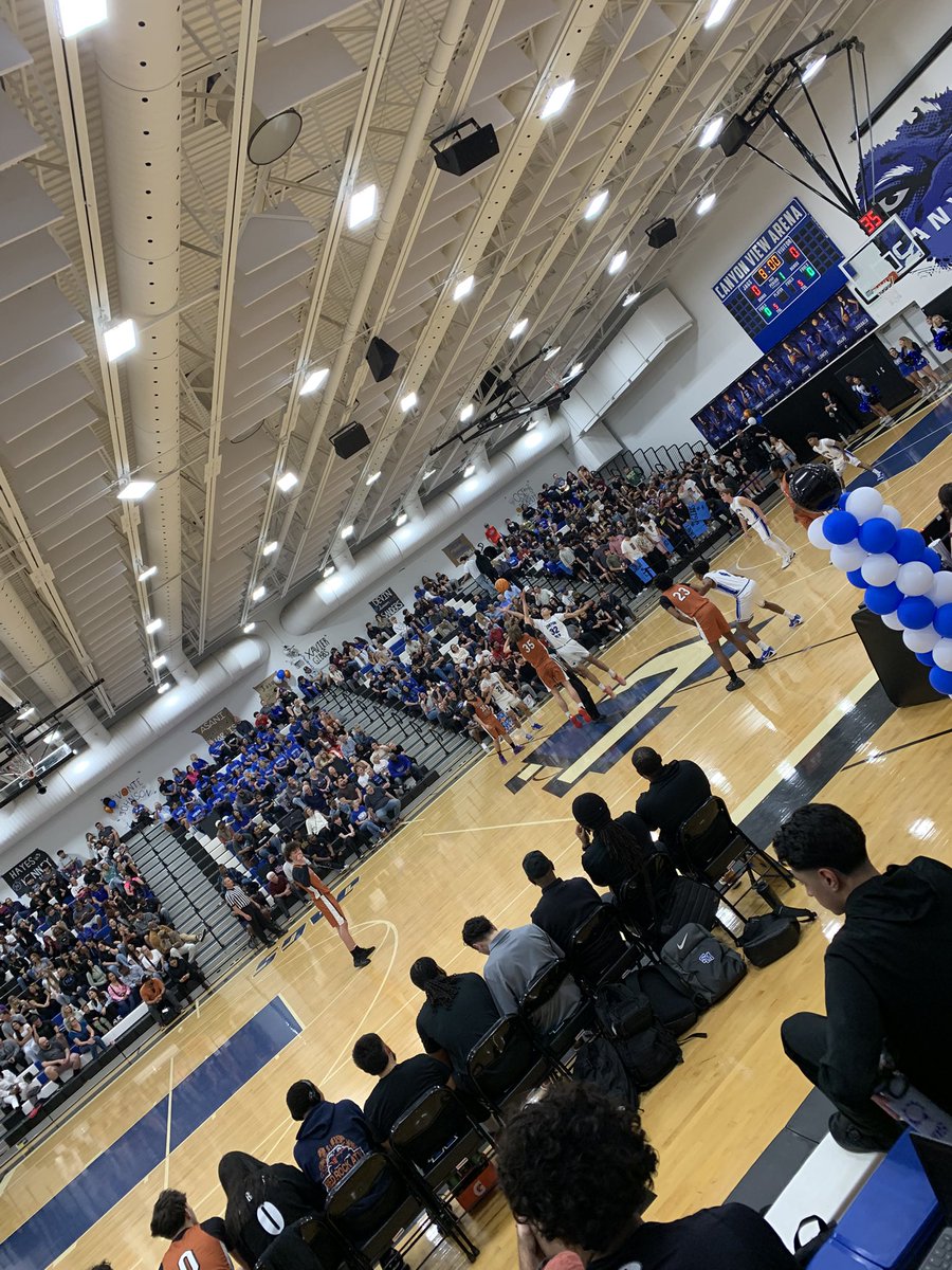 Factorybball's tweet photo. Canyon View 73
Desert Edge 54 F
#SrNight Devin Sanders was hot from 3, AJ Harris lil bit of everything. https://t.co/f70Y5K5nNx