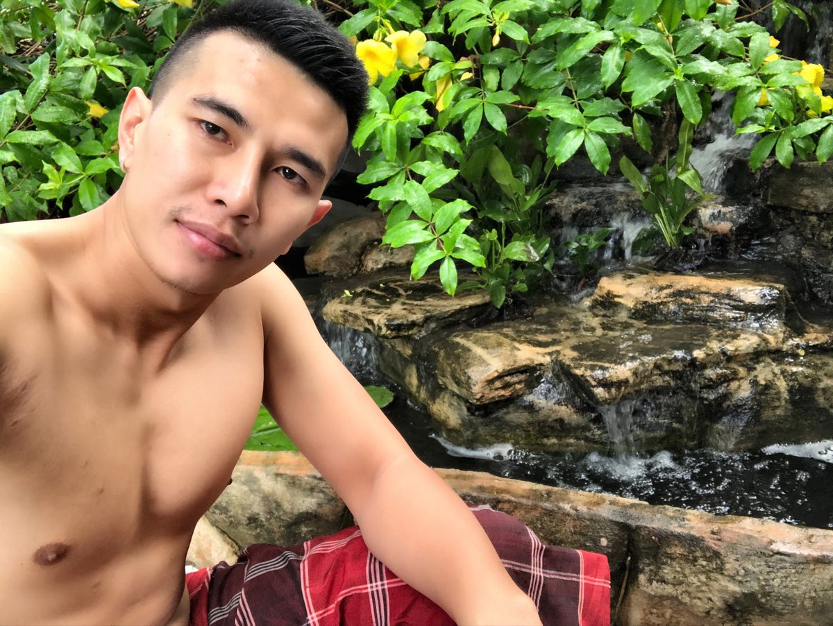 Ronnarit Non tweet media