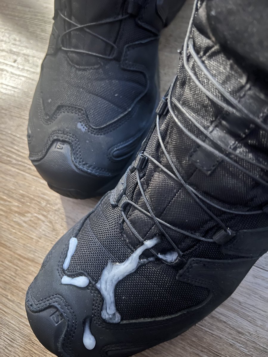 cumonmyboots's tweet image. I felt naughty so I nutted on my Salomon’s.