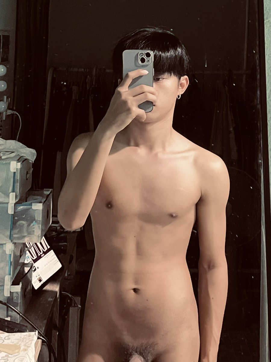 นายW ||| tweet media