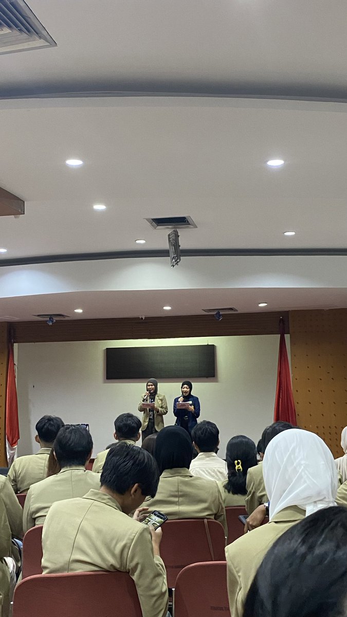 Dewan Mahasiswa Fisipol UGM tweet media