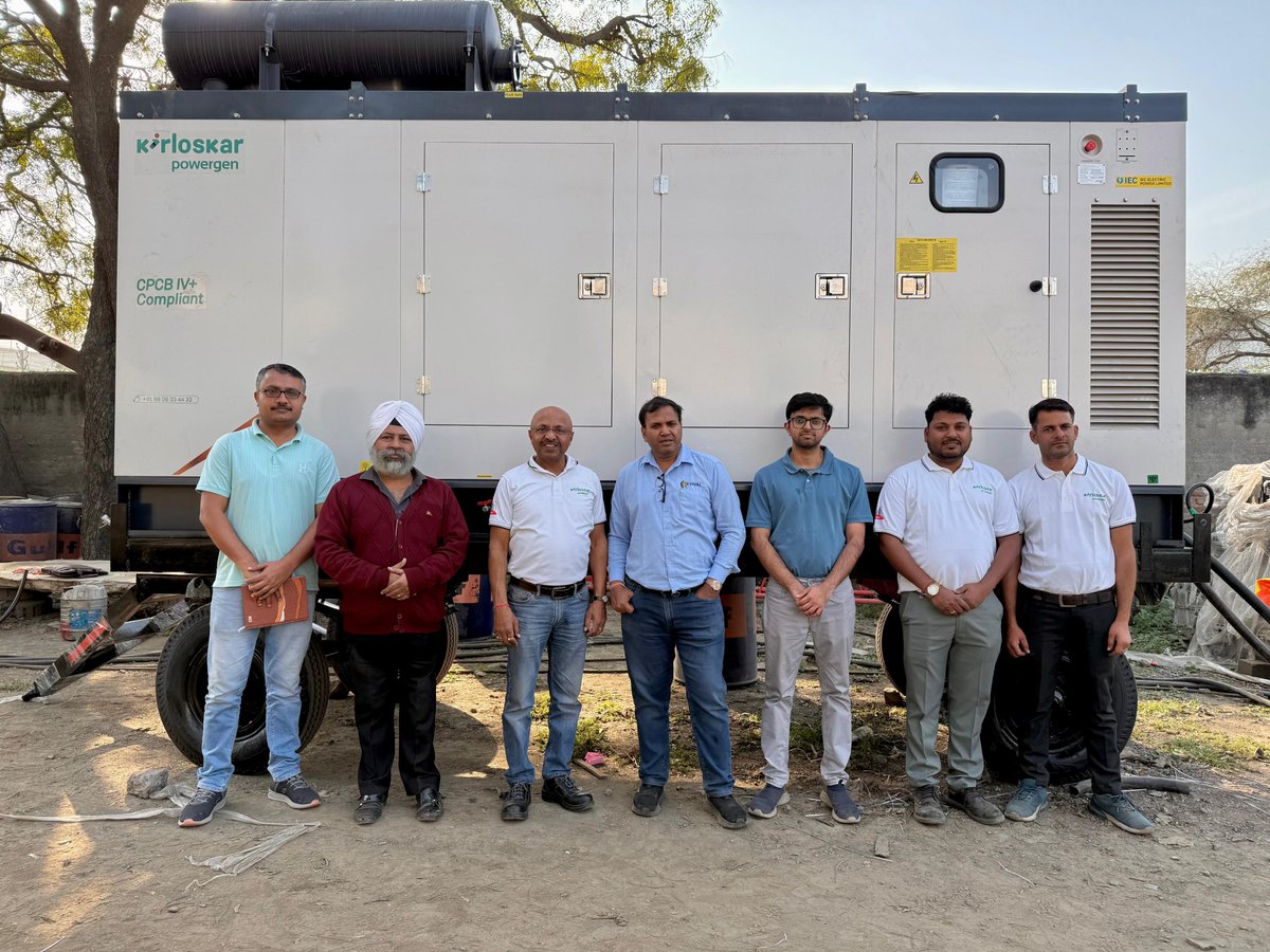 Govt is aggressively driving infra development through the #NIP and PM #GatiShakti to achieve $5T economy throwing back the opportunity to use world class equipment . #BarrioEquipments are excited to deliver the #Kirloskar 320kVA Genset to leading Infra company in NCR yesterday.