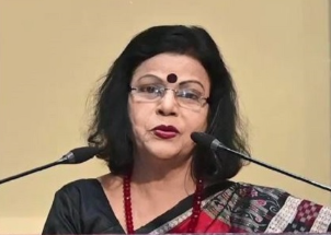ArgusNews_in's tweet photo. #Cuttack : Noted singer Geeta Pattnaik has been admitted to a private hospital in Cuttack. She is being treated in the ICU after suffering a brain stroke.

#GeetaPattnaik #ICU #CuttackHospital https://t.co/9XLvazMBuN