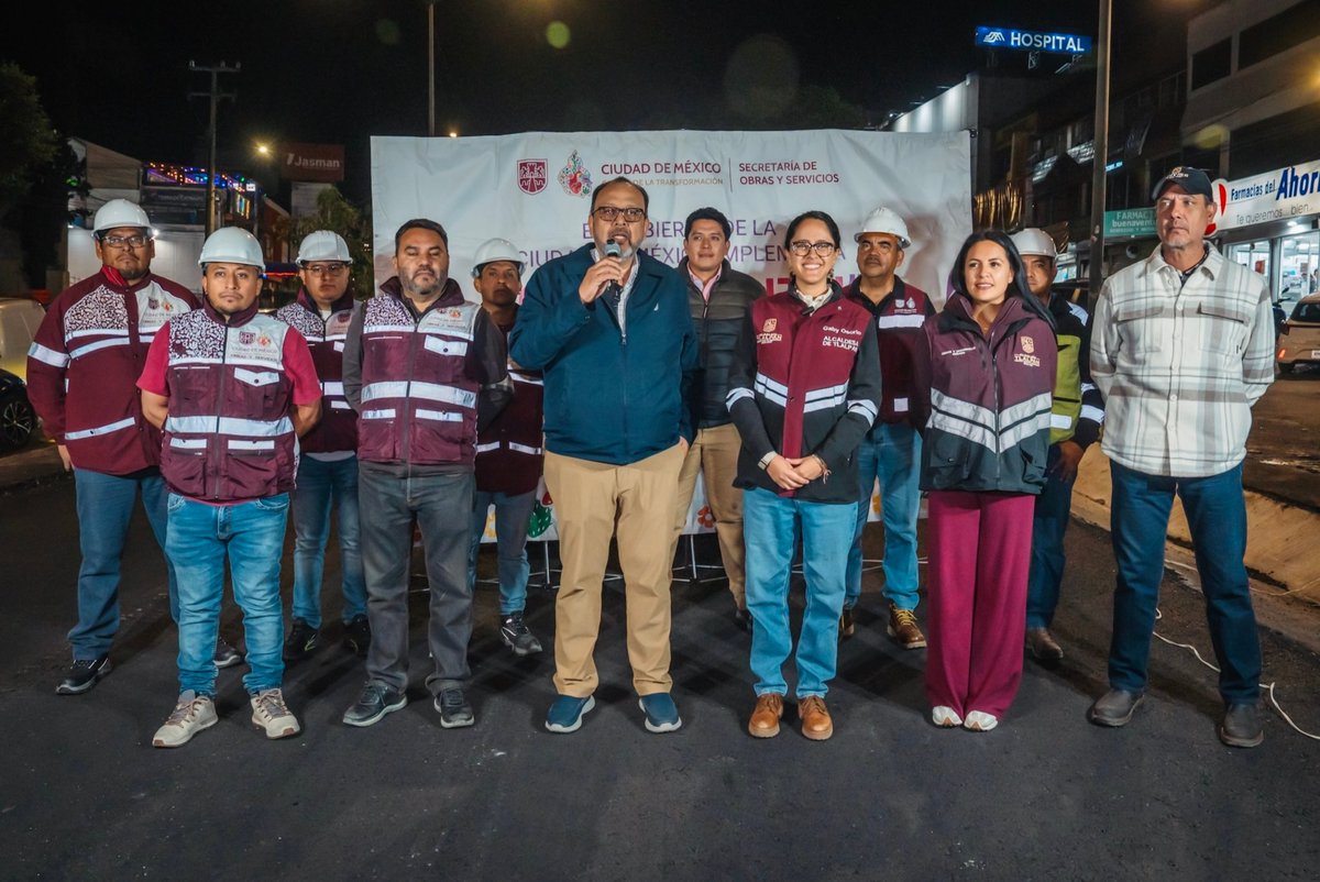 Gabyosoriohdz's tweet photo. Coordinación que transforma y trabaja 24/7. 🚧
En cumplimiento al compromiso de nuestra Jefa de  Gobierno, @ClaraBrugadaM, arrancó el Programa de Repavimentación en la carretera Picacho-Ajusco. 🏃🏽‍♀️✅

Vamos a trabajar sin descanso para tener calles seguras y en buenas condiciones. ☝🏽

#NuestraCasaSeTransforma #CualliOhtli #Tlalpan #24Siete