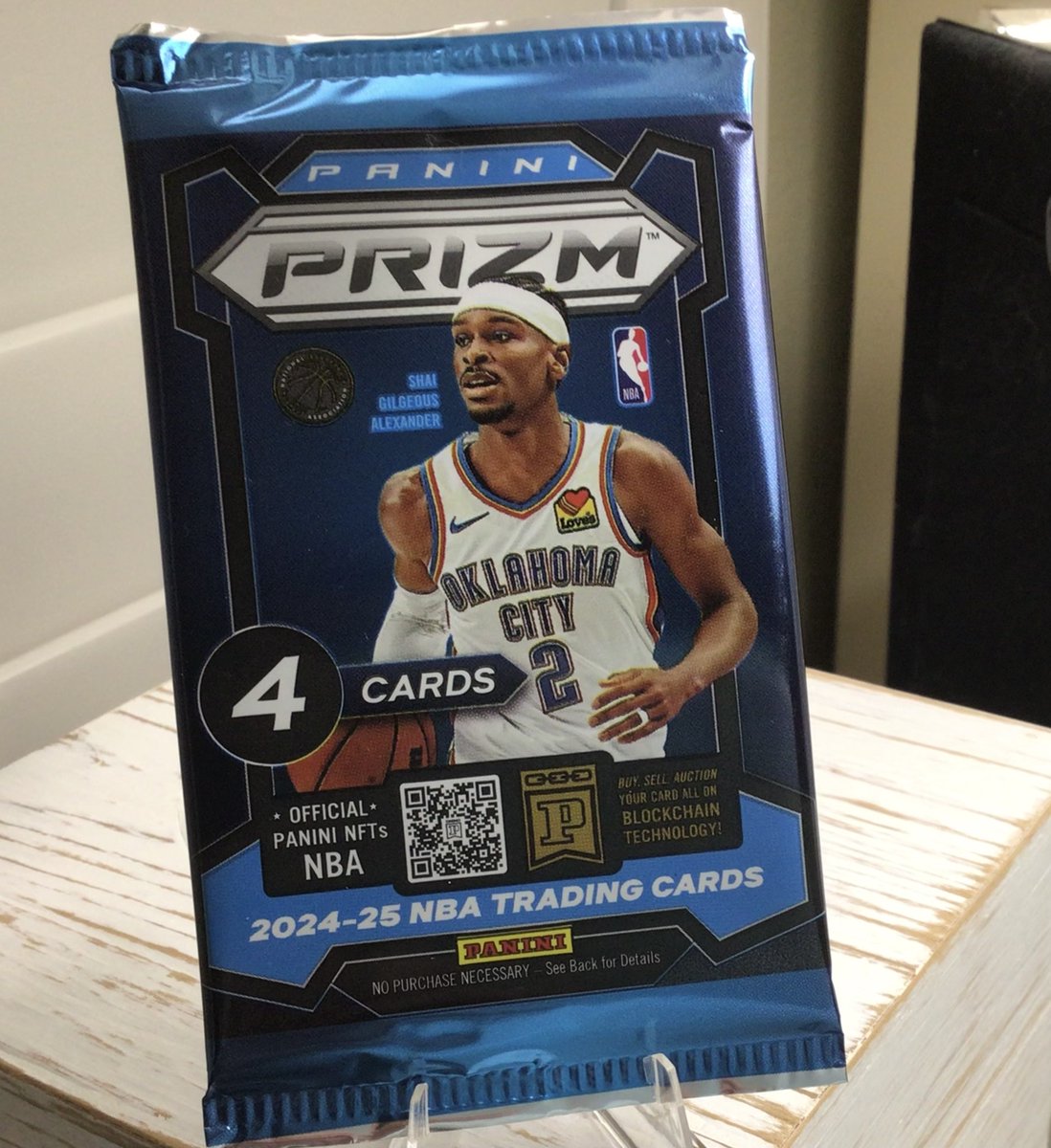 Who wants a chance at this Panini Hoops pack?
*Who wins the 3 pt contest tonight? Kon? Lillard?
I‘ll pick someone Sunday night! #Panini #TheHobby