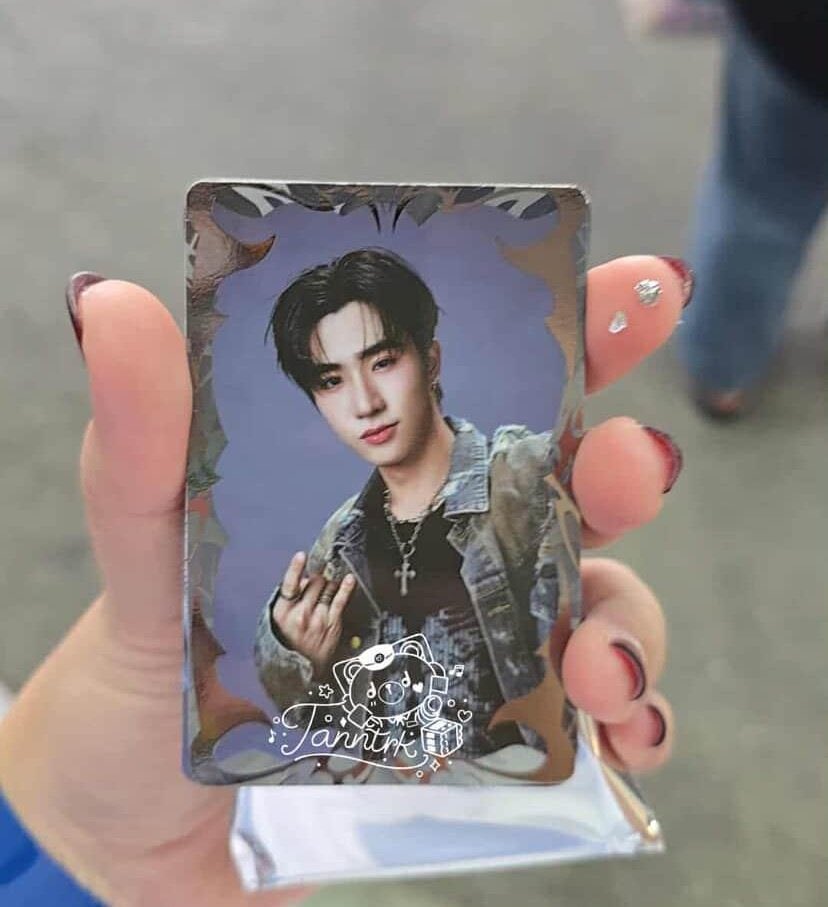 wofuinherworld's tweet photo. IH CAKEP BGT HUFTTT T_____T https://t.co/F1jFtz85Oq