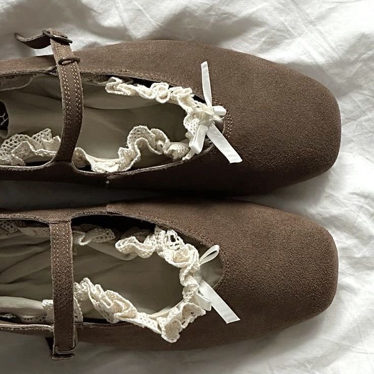 #27: The Lucky Girl Syndrome Era, ♥︎ tweet media