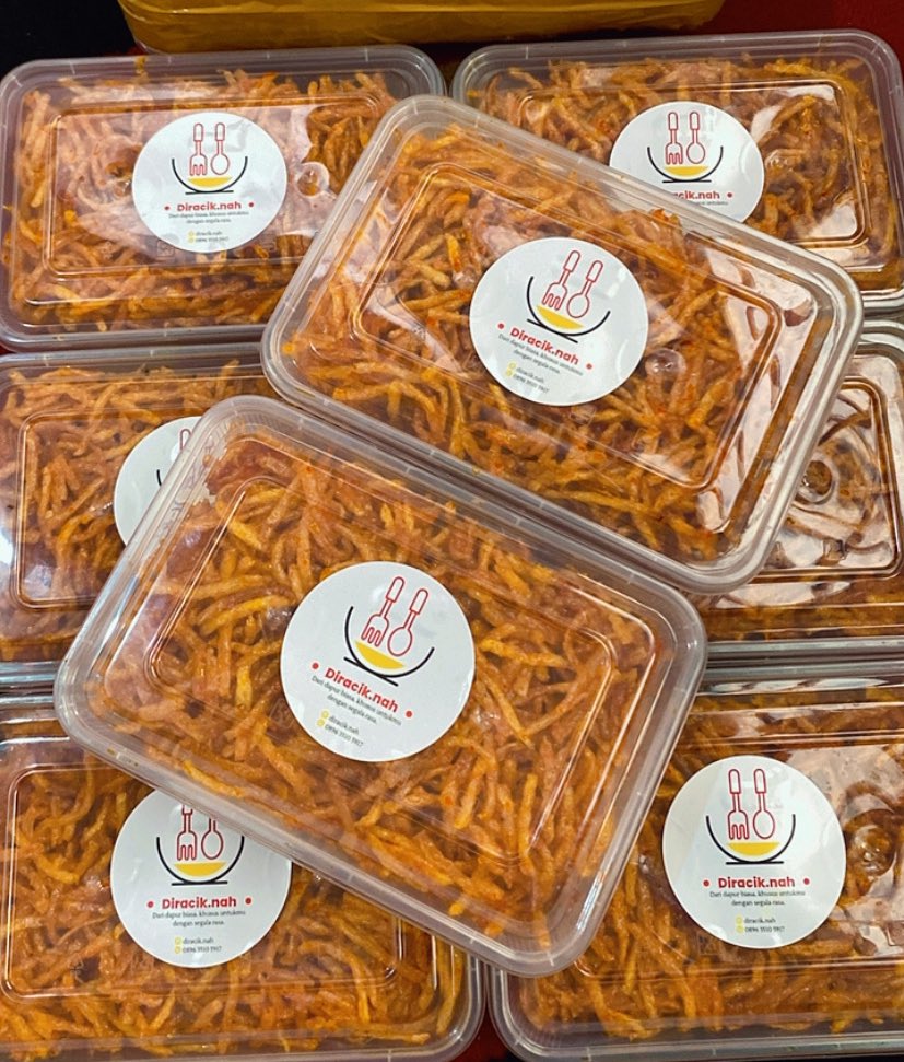 juliantitrie's tweet photo. @dearestyp @aan__ Ciri khas mustofa diracik.nah bumbunya caramelized tapi tetep kriuk, bawang goreng sumenep punya rasa &amp; aroma yang khas, silahkan yanb tertarik order bisa DM thankyou😊 https://t.co/jBoIC1Whtm