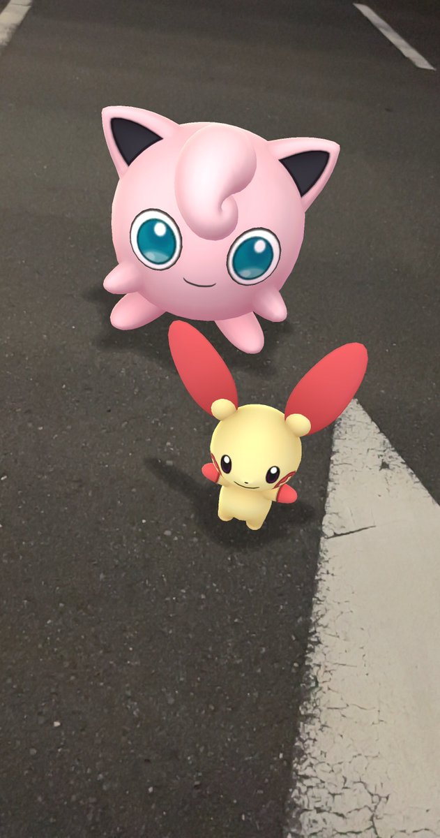 miomonster's tweet photo. 100億年ぶりにポケGOをログインしてみたら集めた子達全て居なくなってた😂
プリンゲットしたから写真撮ったにょ
使い方イマイチわからんくてなんか変なの写りこんできた

#ポケモン30周年 #Pokemon30 https://t.co/UCNRDm54R6