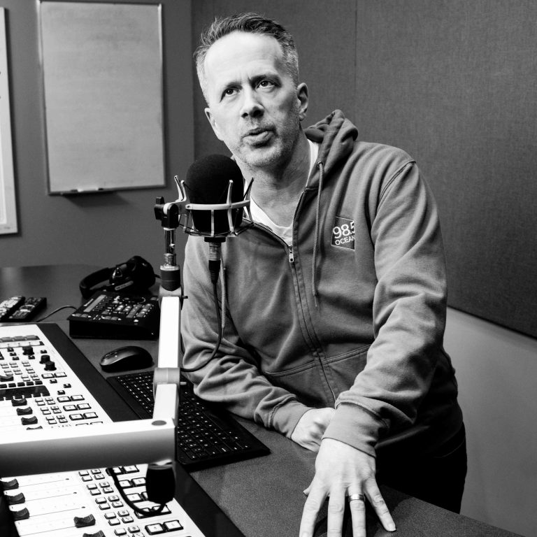 OCEAN 98.5 tweet media