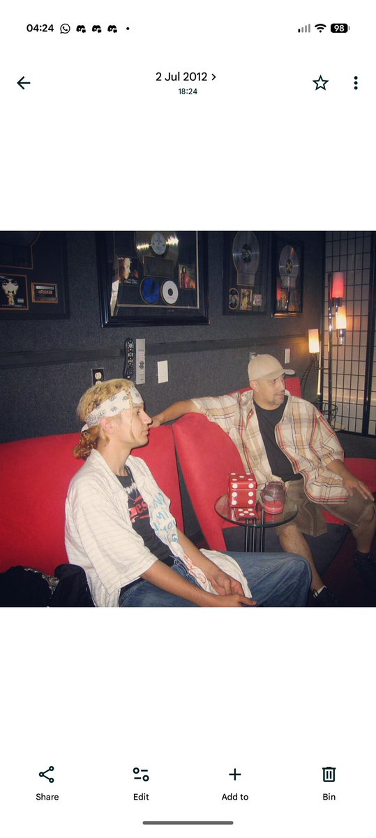 Casey Rain tweet media