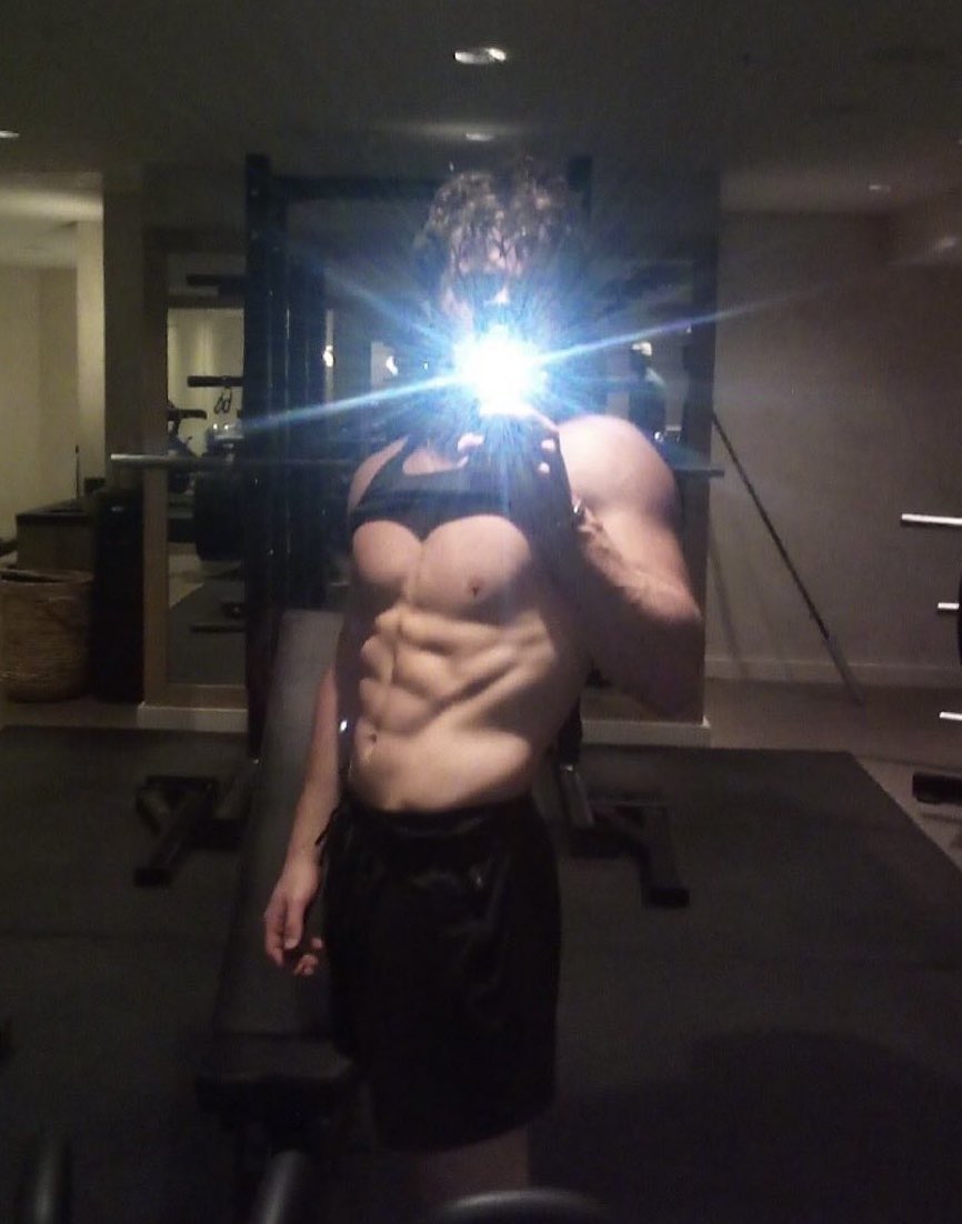 Benson Boone shares new shirtless photos.