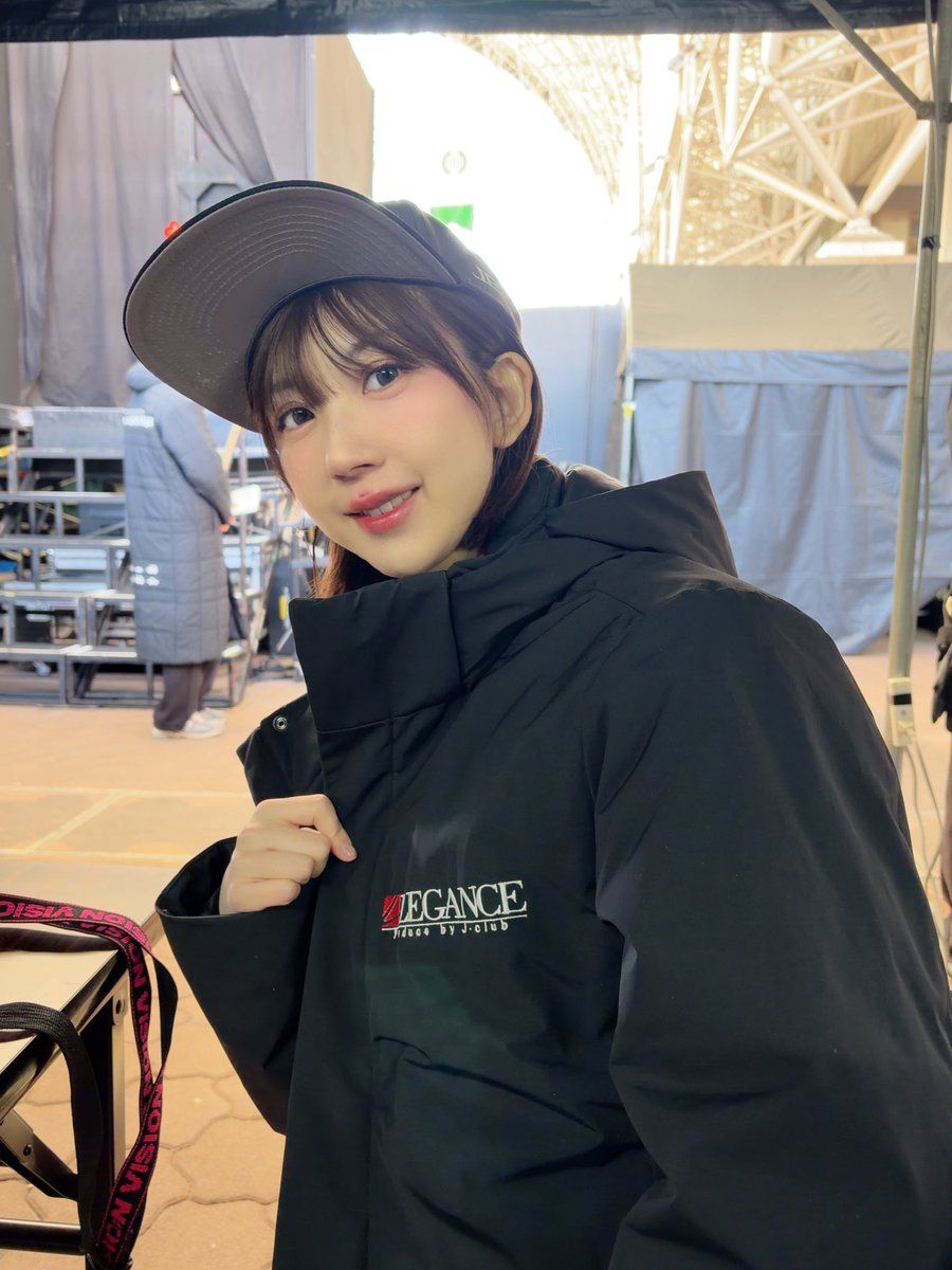takatsuki_miho's tweet photo. #ギャルオンステージ ありがとうございました!!!!!!
ステージから名前呼んでくれてありがとう!!!!!!!!!!!
別に寒くなんてないんだからっ!!!
#OAM2026 #大阪オートメッセ #LEGANCE https://t.co/sFEZx5ZhwZ
