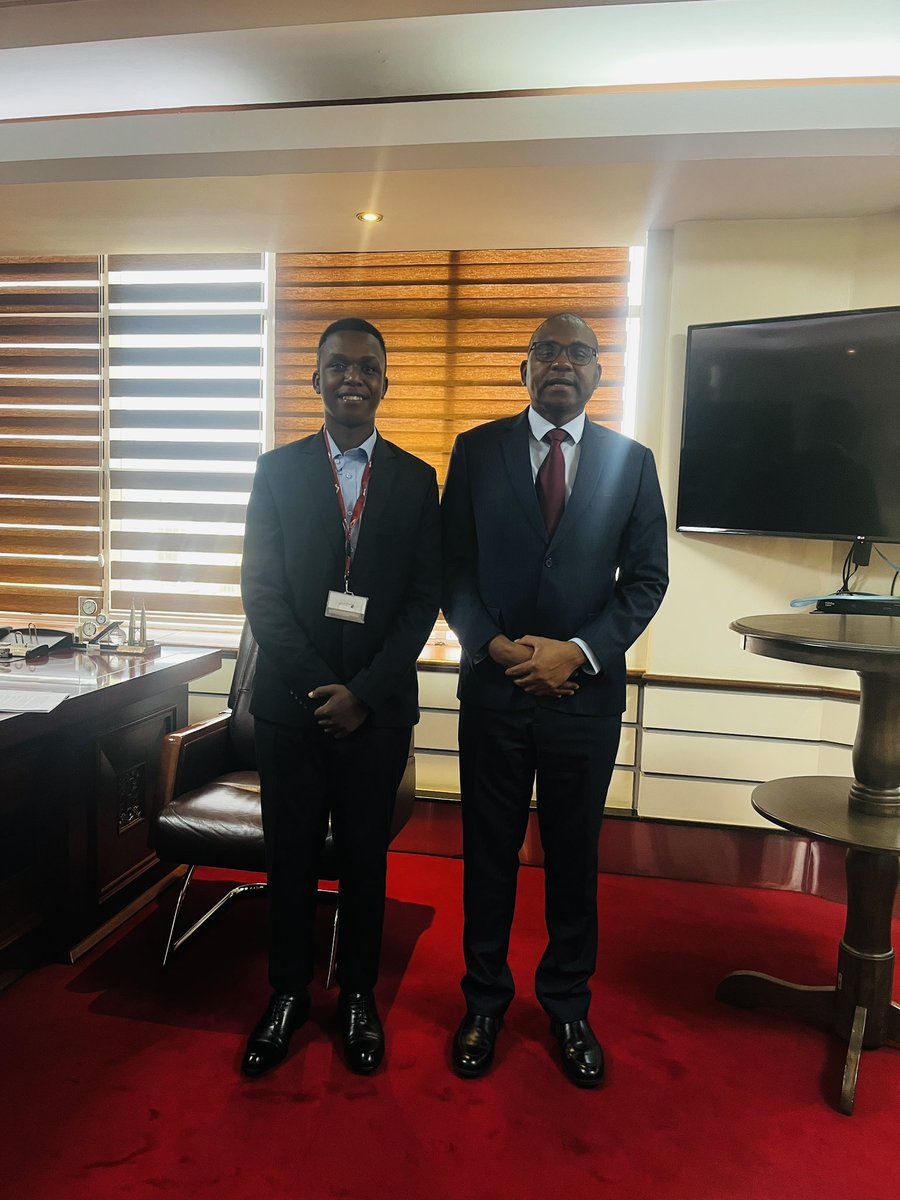 Today my mind was opened to the divergence of partnership opportunities that student leadership at Makerere can tap into when intentional enough.

Thank you MD <a href="/GiftShoko/">Gift Shoko</a> of <a href="/UgEquityBank/">Equity Bank Uganda</a> for your much valued time, the future is ours to leverage 🤝🤝