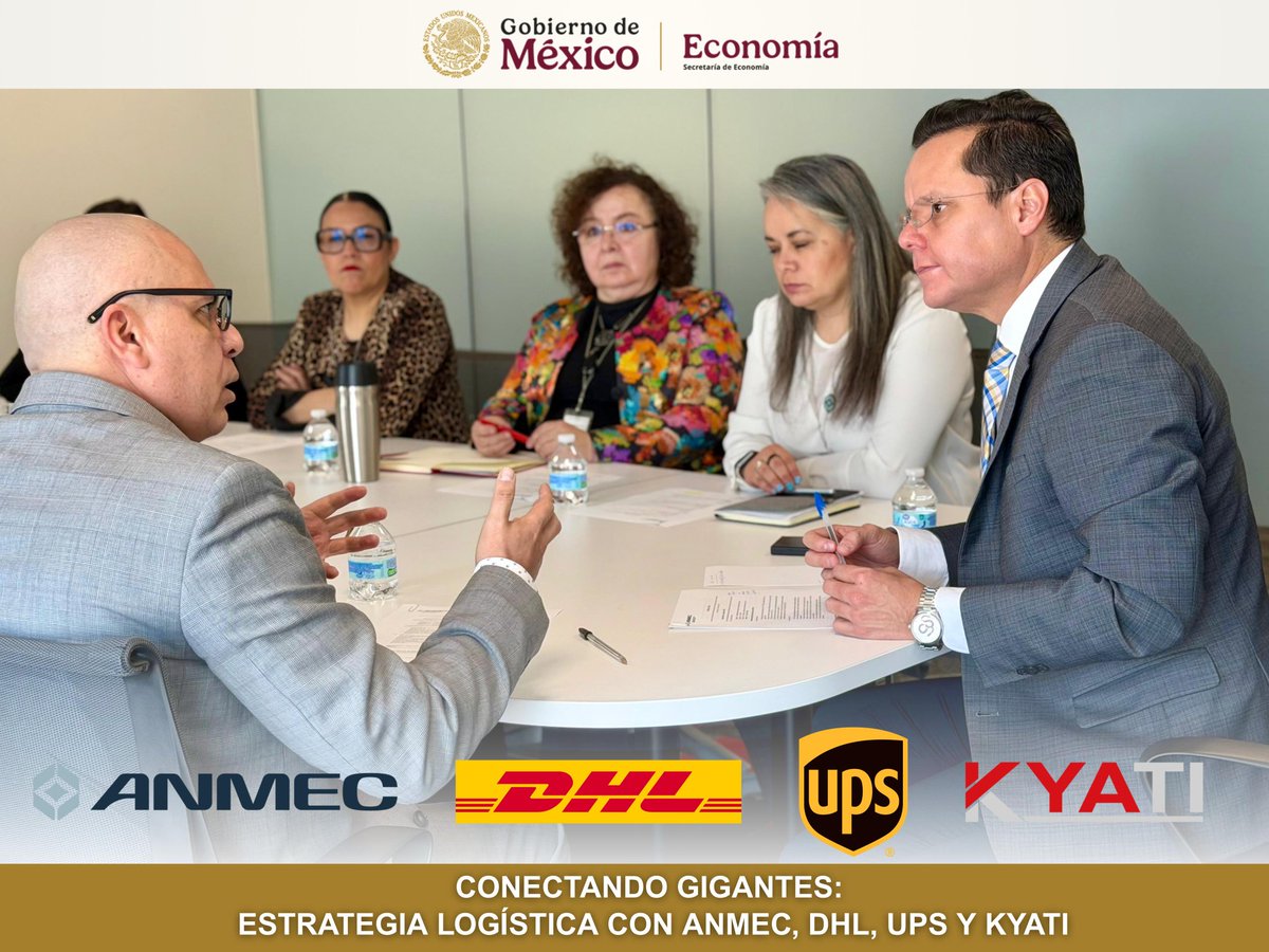 lic_aguadohdez's tweet photo. 🤝📦 Conectando gigantes por una logística más competitiva

Realizamos una sesión de trabajo con ANMEC, DHL, UPS y KYATI para fortalecer la estrategia #logística y las #cadenasdesuministro del país.

Participaron Adriana Romo (#UPS); José Aguilar Méndez y Manuel Montes Bertín (#DHL); Alejandra Fernández Aguilar (#KYATI); Diego Naveda Prieda y Sofía Campos (#ANMEC).

Seguimos impulsando coordinación público-privada para consolidar a México como hub logístico global. 🇲🇽
