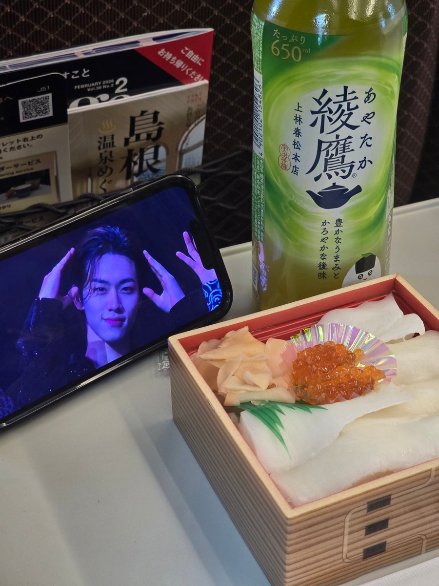 ᗦ↞◁ tweet media