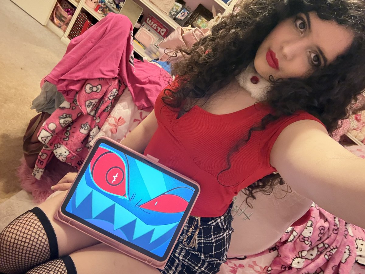 ValVel23's tweet photo. Photos of me in my Valentino inspired outfit with Voxy
Hashtag Vox loves hot Latinos ✨❤️
#valentinhoe
📺🦋❤️💙 https://t.co/agB8Qejyjs